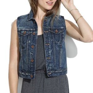 Madewell Goldrush Denim Vest in Storm Cloud Wash